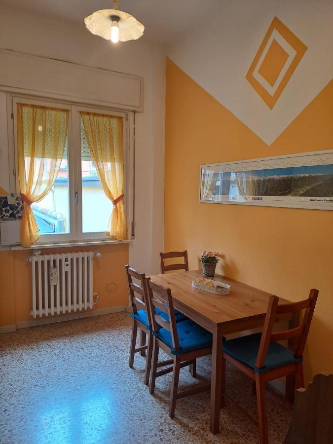 La Casa Di Lucia: Grande Appartamento Con Balcone بريشا المظهر الخارجي الصورة